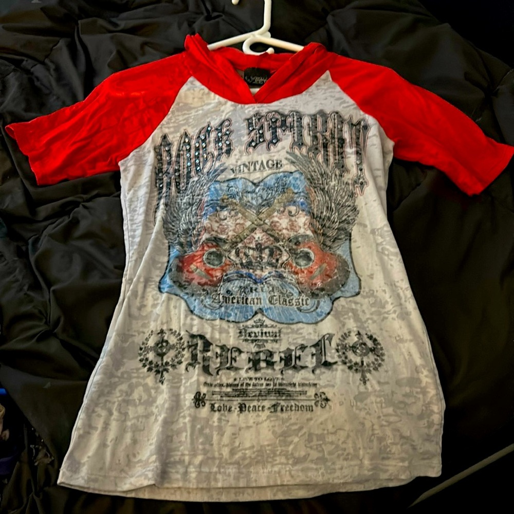 Daytrip “Rock Spirit” Vintage hooded shirt. M 💫💫